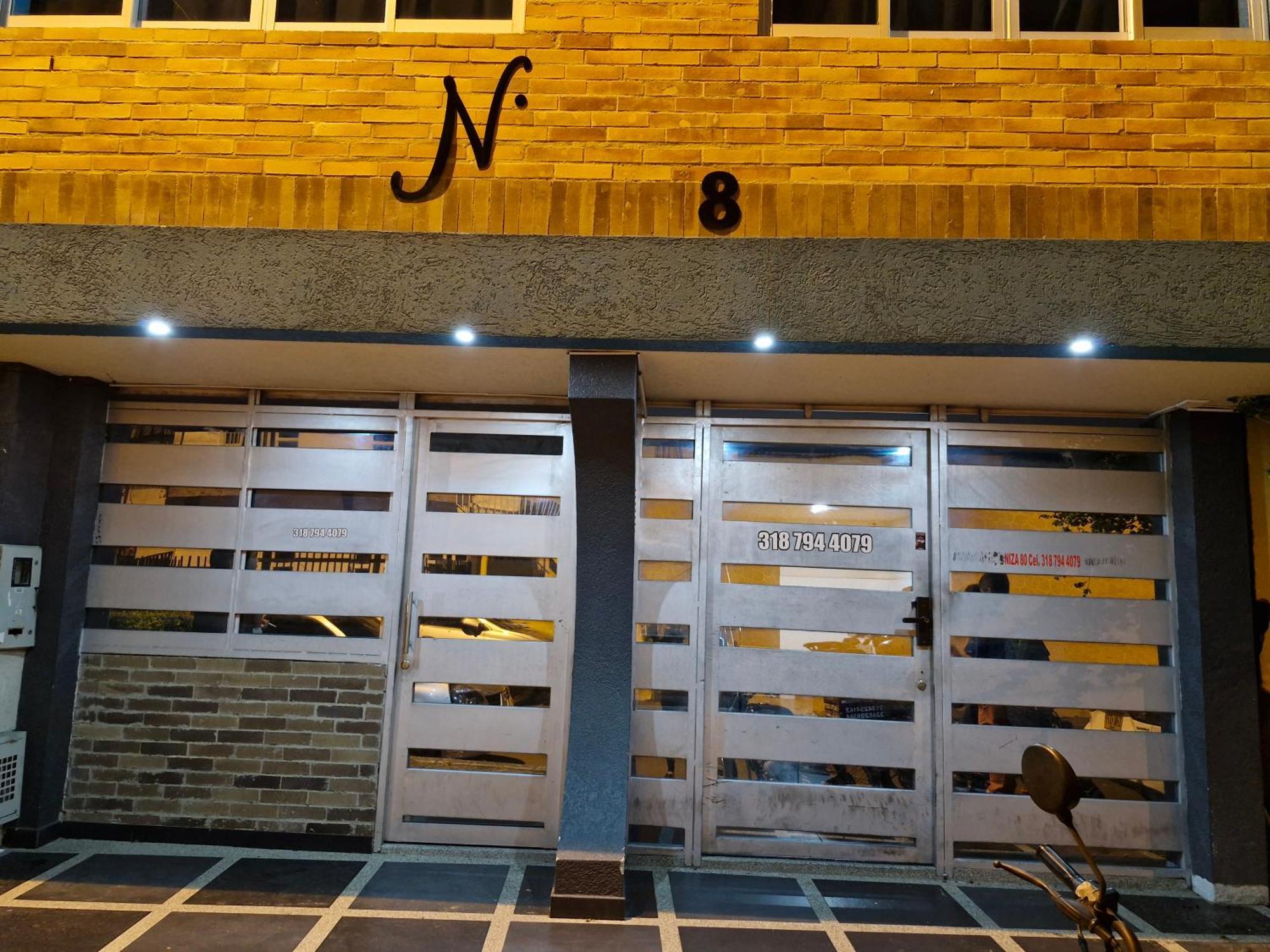 מלון Edificio Niza80 Ibague, Acceso Digital Cerca Parque Deportivo מראה חיצוני תמונה